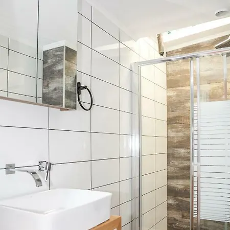 Secret Loft, 2min Walk From The Beach. High Tech! Апартаменти Ханья (Крит)